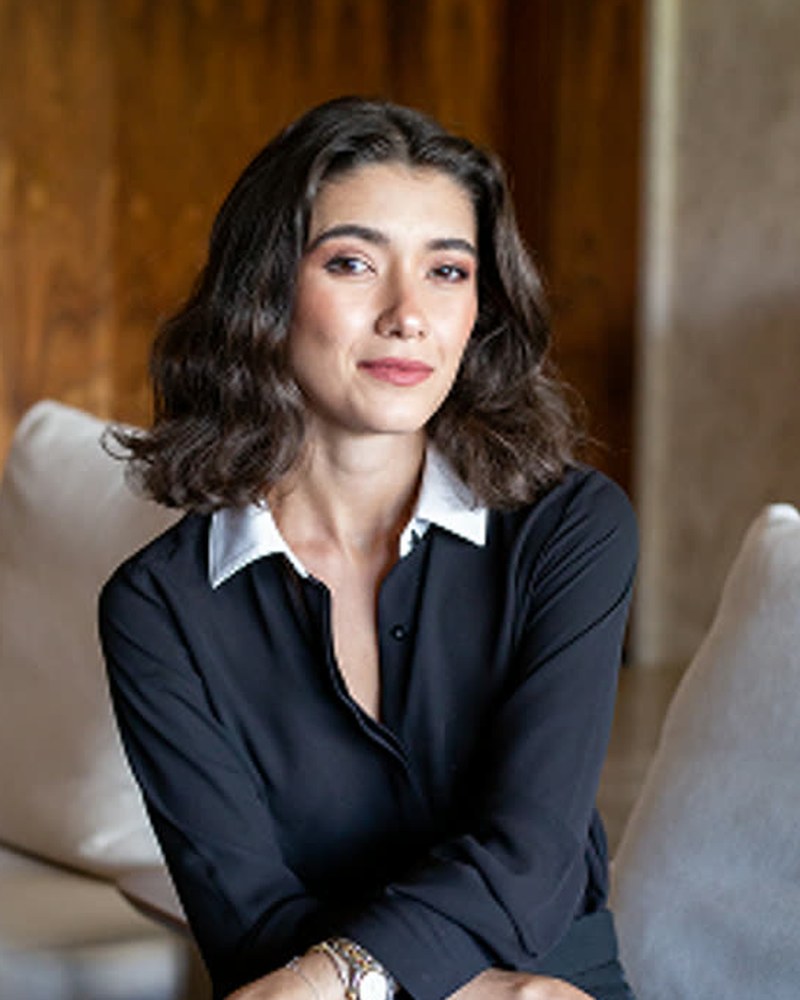 Yasmin Brehmer Handar